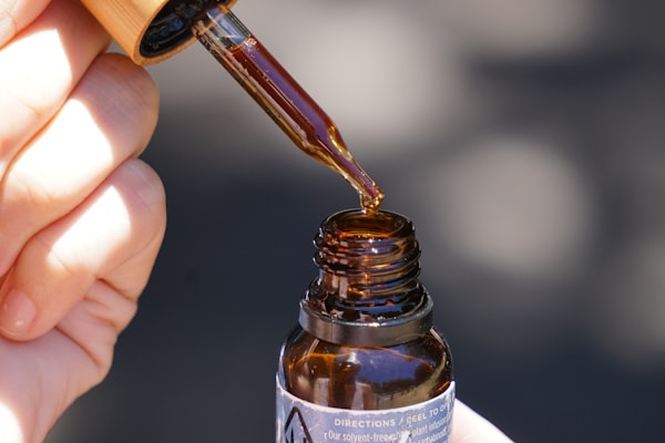 Natural herbal tincture with dropper